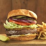 Salt Creek Grille Cheeseburger (002)