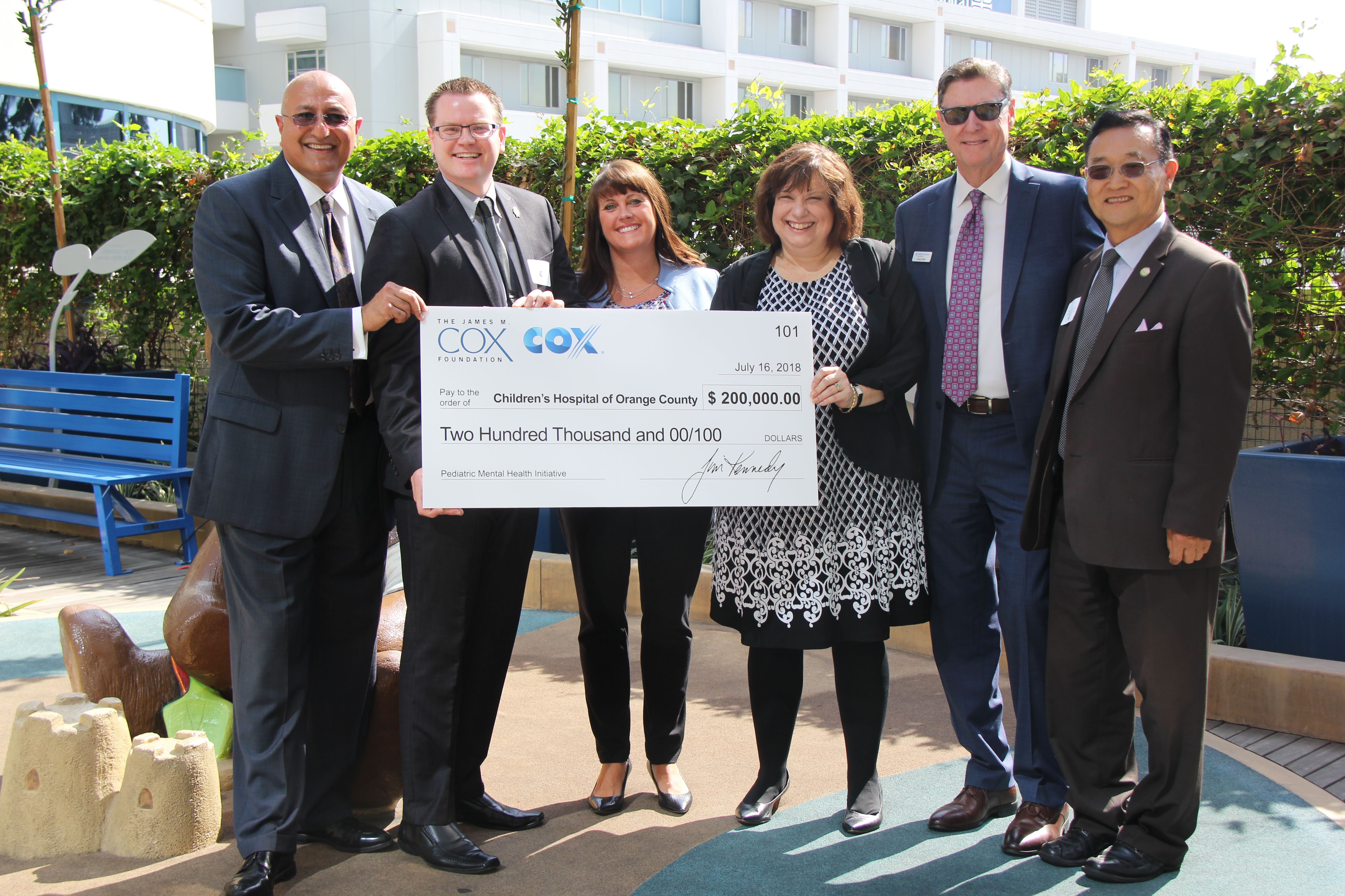 CHOC CHILDREN’S RECEIVES $200,000 GRANT FROM  JAMES M. COX FOUNDATION FOR ORANGE COUNTY’S FIRST PEDIATRIC PSYCHIATRIC CONSULTATION ACCESS LINE
