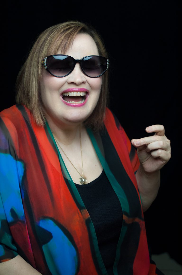 Grammy Winning Vocalist Performs at Soka